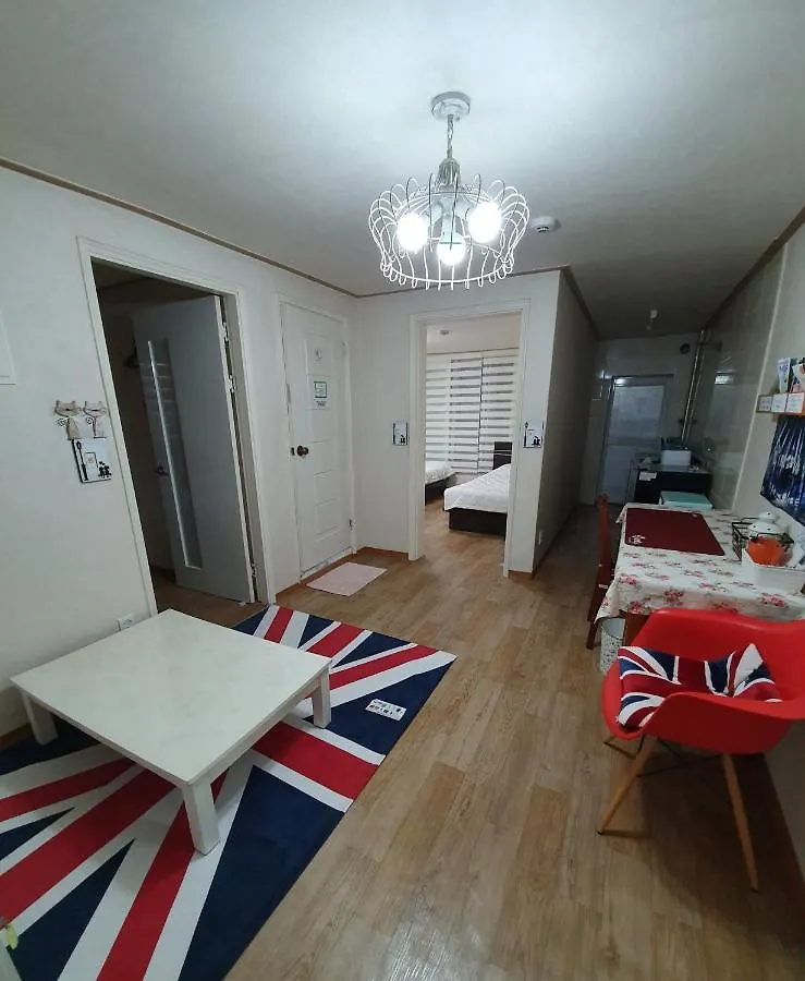 Jj Guesthouse Seoul Gasthof